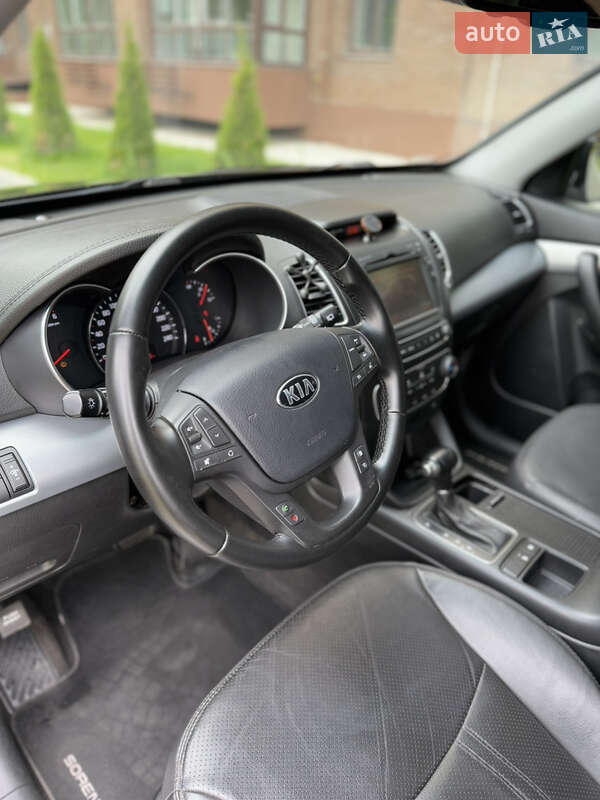 Позашляховик / Кросовер Kia Sorento 2014 в Чернігові