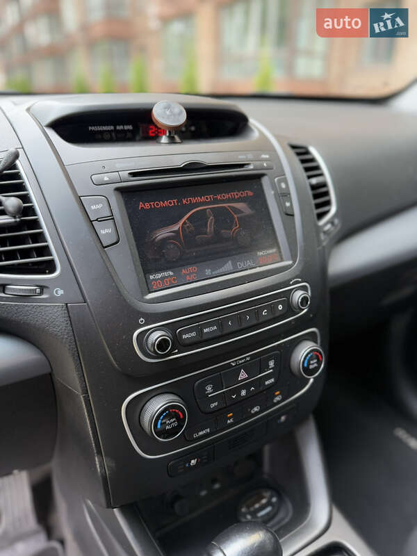 Позашляховик / Кросовер Kia Sorento 2014 в Чернігові