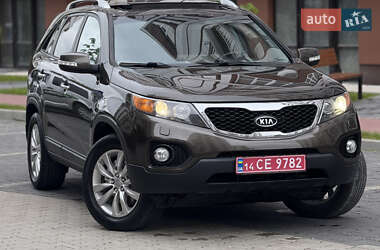 Позашляховик / Кросовер Kia Sorento 2010 в 