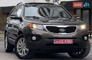 Позашляховик / Кросовер Kia Sorento 2010 в 