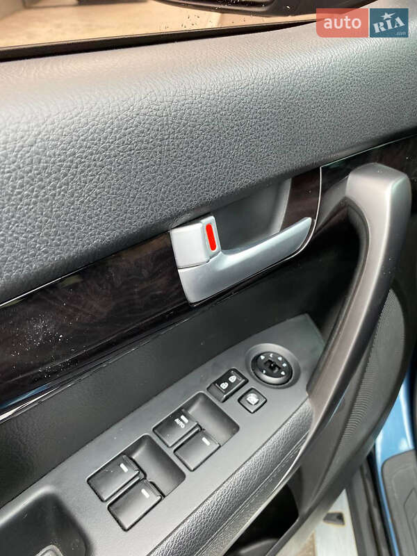 Внедорожник / Кроссовер Kia Sorento 2014 в Одессе