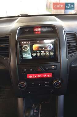 Внедорожник / Кроссовер Kia Sorento 2011 в 