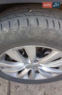 Внедорожник / Кроссовер Kia Sorento 2011 в 