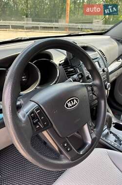 Внедорожник / Кроссовер Kia Sorento 2010 в 