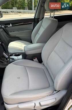 Внедорожник / Кроссовер Kia Sorento 2010 в 