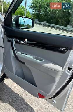 Внедорожник / Кроссовер Kia Sorento 2010 в 