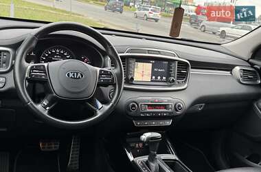 Внедорожник / Кроссовер Kia Sorento 2018 в 