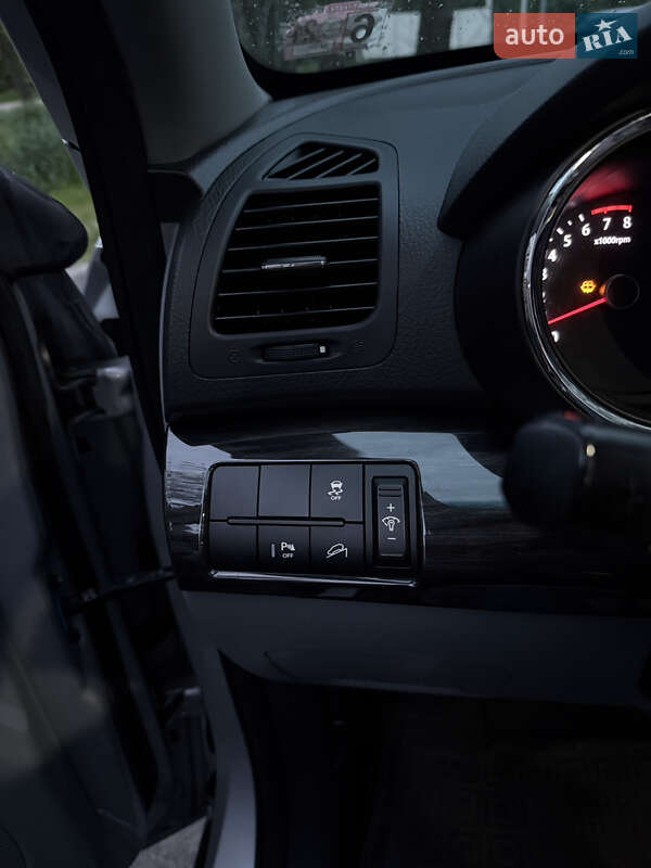 Внедорожник / Кроссовер Kia Sorento 2012 в Чернигове