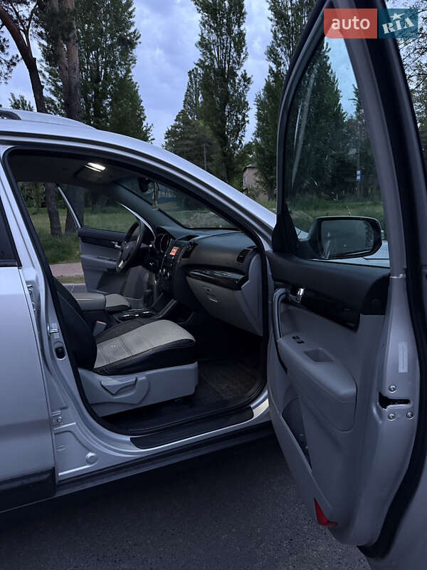 Внедорожник / Кроссовер Kia Sorento 2012 в Чернигове