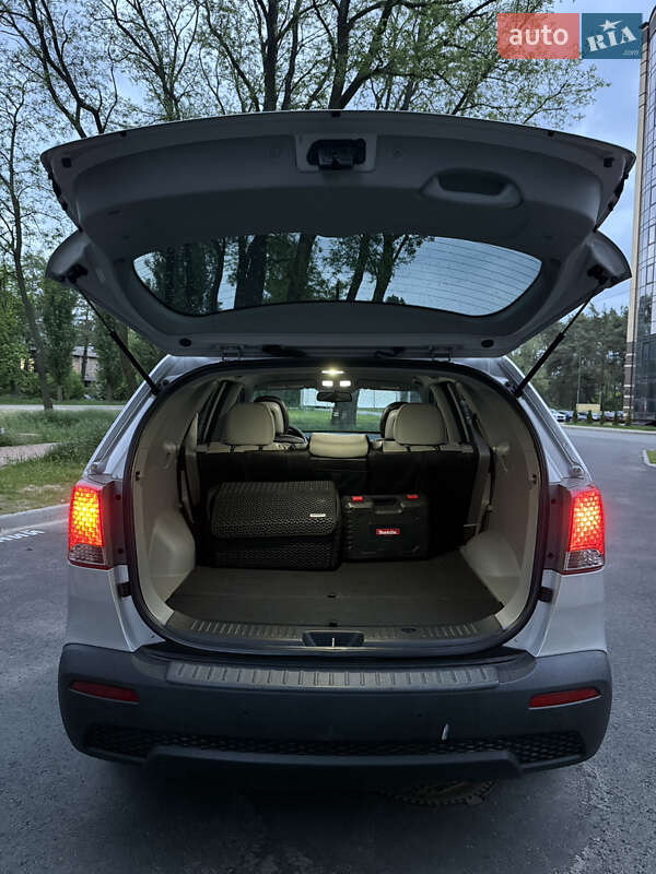 Внедорожник / Кроссовер Kia Sorento 2012 в Чернигове