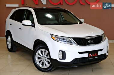 Позашляховик / Кросовер Kia Sorento 2015 в 