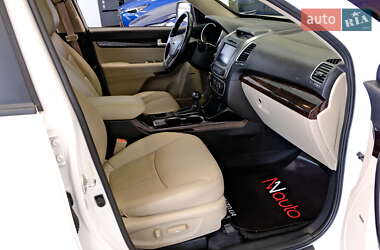 Позашляховик / Кросовер Kia Sorento 2015 в 