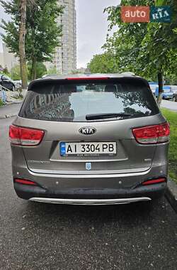 Позашляховик / Кросовер Kia Sorento 2015 в 