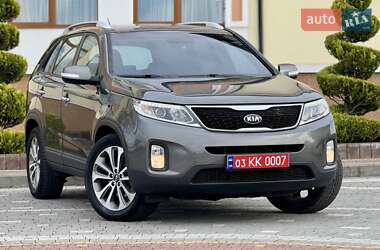 Позашляховик / Кросовер Kia Sorento 2013 в 