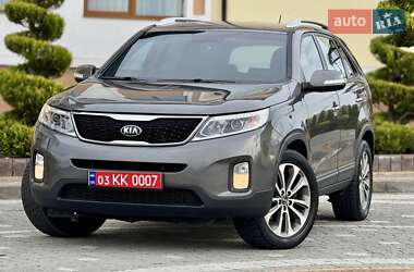 Позашляховик / Кросовер Kia Sorento 2013 в 
