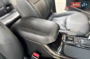 Позашляховик / Кросовер Kia Sorento 2013 в 
