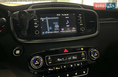 Внедорожник / Кроссовер Kia Sorento 2018 в 