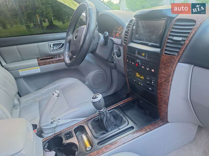 Внедорожник / Кроссовер Kia Sorento 2004 в Черновцах
