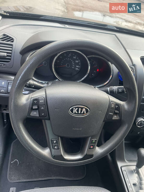Внедорожник / Кроссовер Kia Sorento 2012 в Конотопе