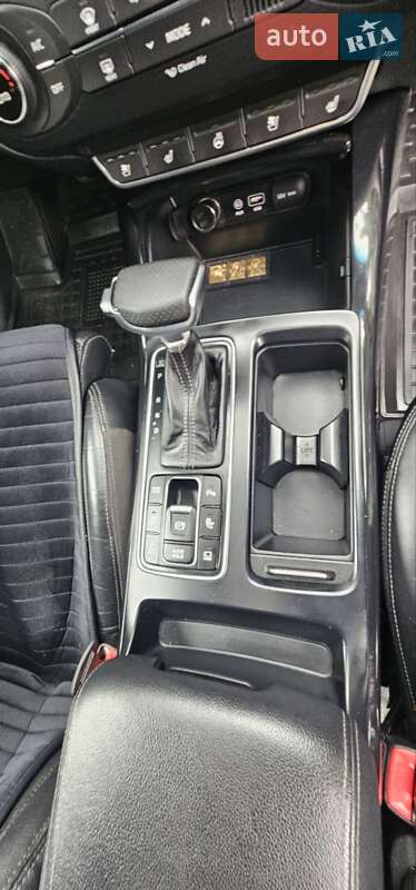 Внедорожник / Кроссовер Kia Sorento 2015 в Ровно