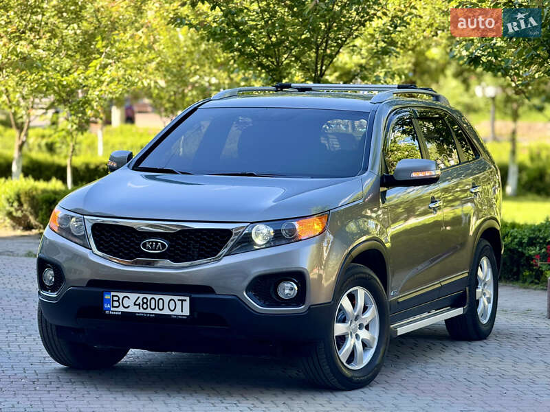Внедорожник / Кроссовер Kia Sorento 2010 в Выгоде
