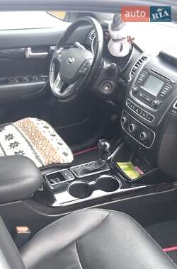 Внедорожник / Кроссовер Kia Sorento 2014 в 