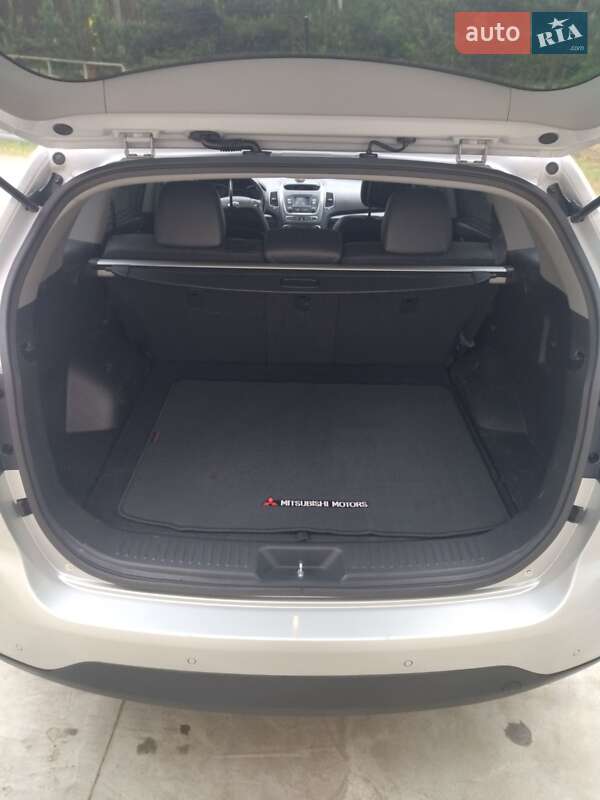 Позашляховик / Кросовер Kia Sorento 2014 в Черкасах