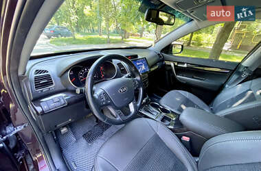 Внедорожник / Кроссовер Kia Sorento 2013 в 