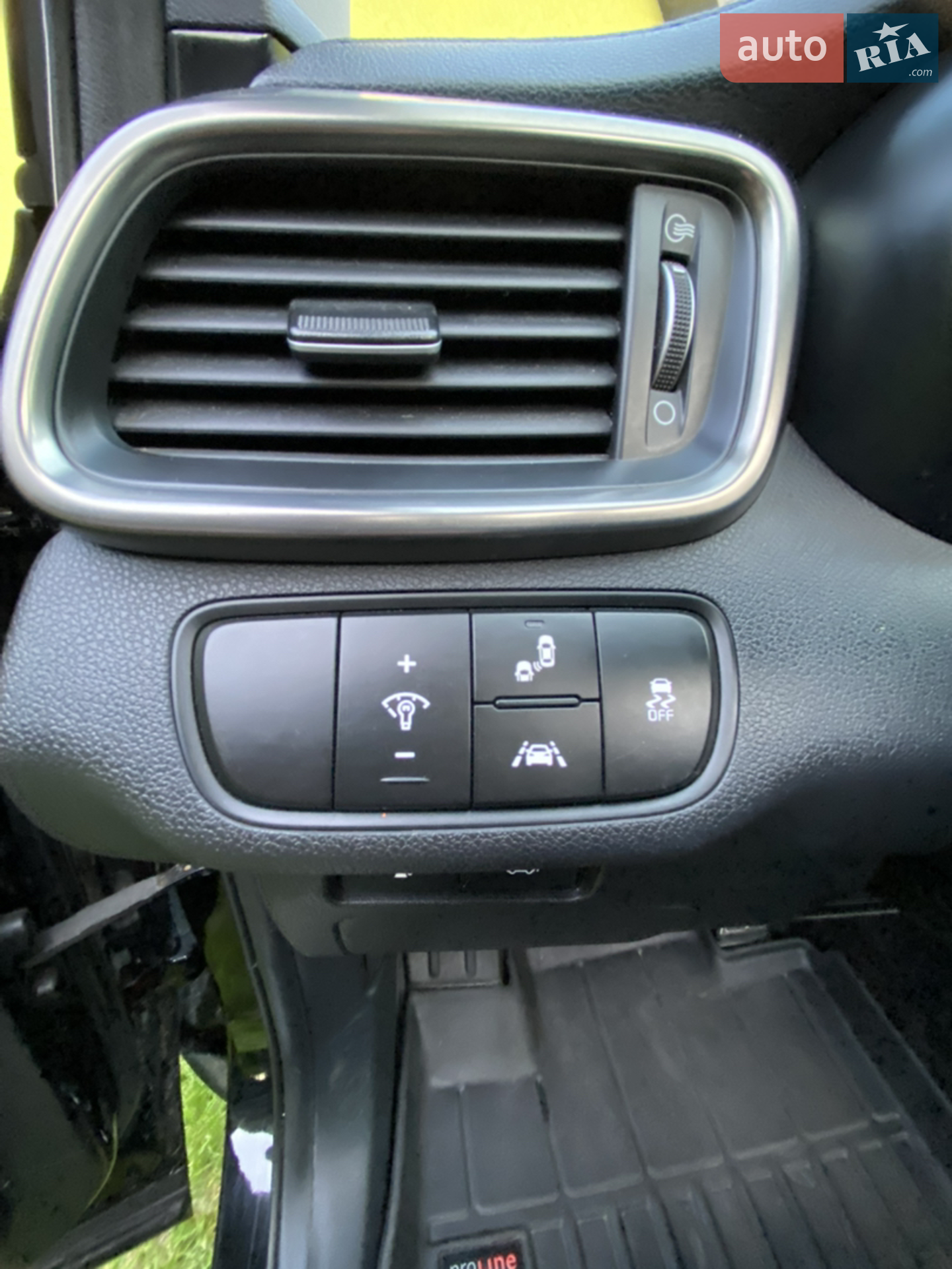 2015 Kia Sorento - мініатюра 26