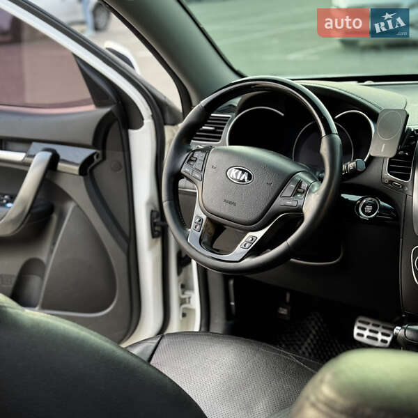 Внедорожник / Кроссовер Kia Sorento 2014 в Киеве