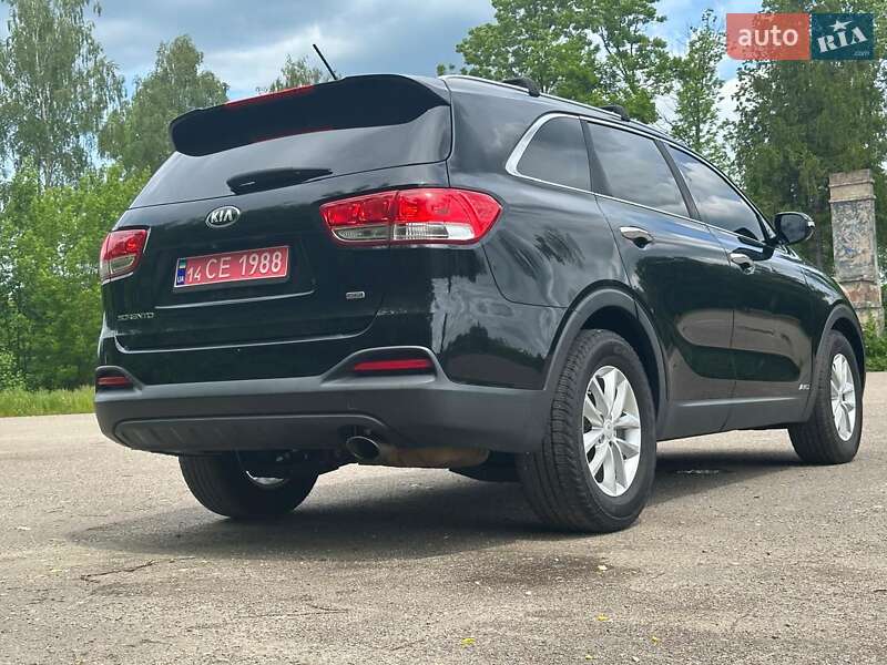 Позашляховик / Кросовер Kia Sorento 2016 в Самборі