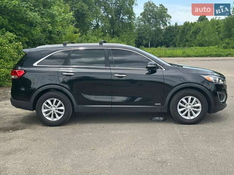 Позашляховик / Кросовер Kia Sorento 2016 в Самборі