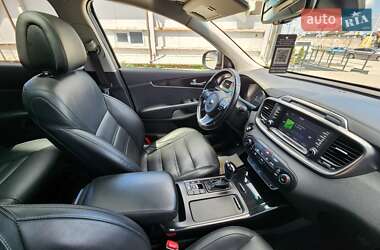 Внедорожник / Кроссовер Kia Sorento 2017 в 