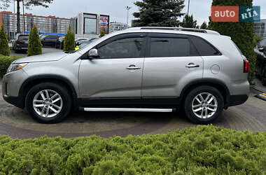 Внедорожник / Кроссовер Kia Sorento 2014 в 