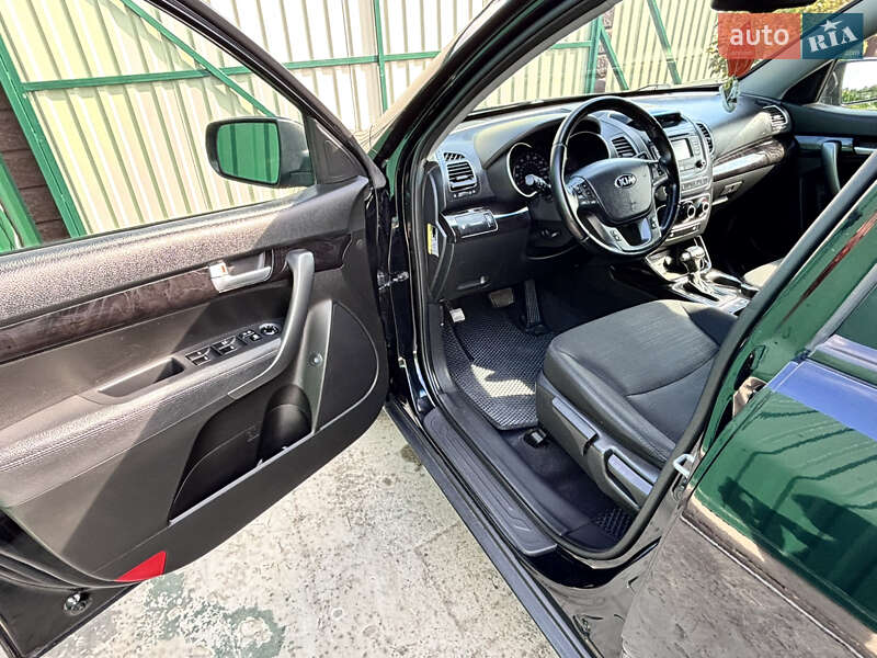 Внедорожник / Кроссовер Kia Sorento 2013 в Броварах фото 11 Внедорожник / Кроссовер Kia Sorento 2013 в Броварах