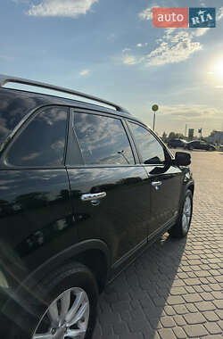Внедорожник / Кроссовер Kia Sorento 2012 в 