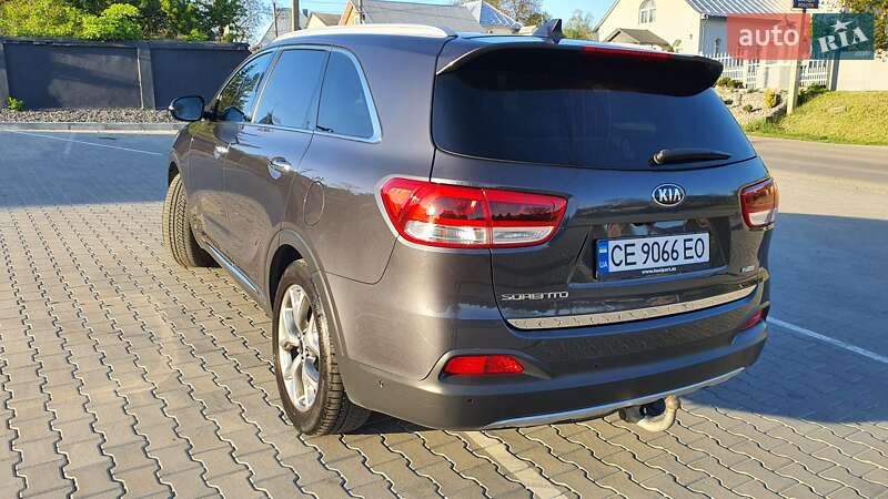 Позашляховик / Кросовер Kia Sorento 2015 в Чернівцях