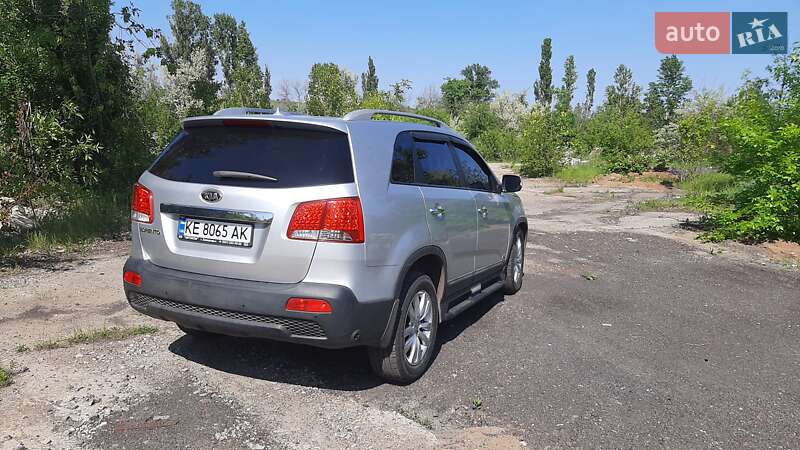 Внедорожник / Кроссовер Kia Sorento 2012 в Александровке