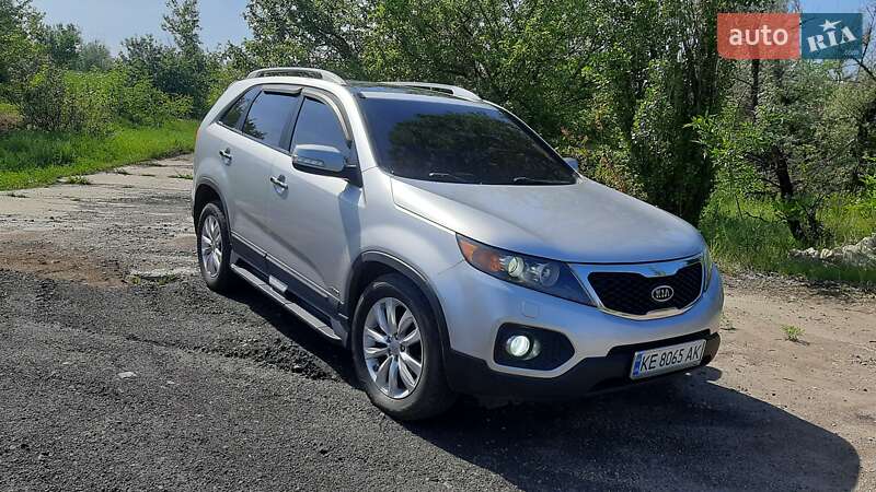 Внедорожник / Кроссовер Kia Sorento 2012 в Александровке