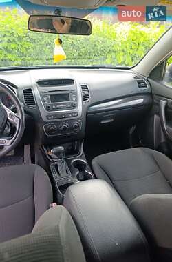 Внедорожник / Кроссовер Kia Sorento 2013 в 