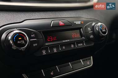 Внедорожник / Кроссовер Kia Sorento 2015 в 