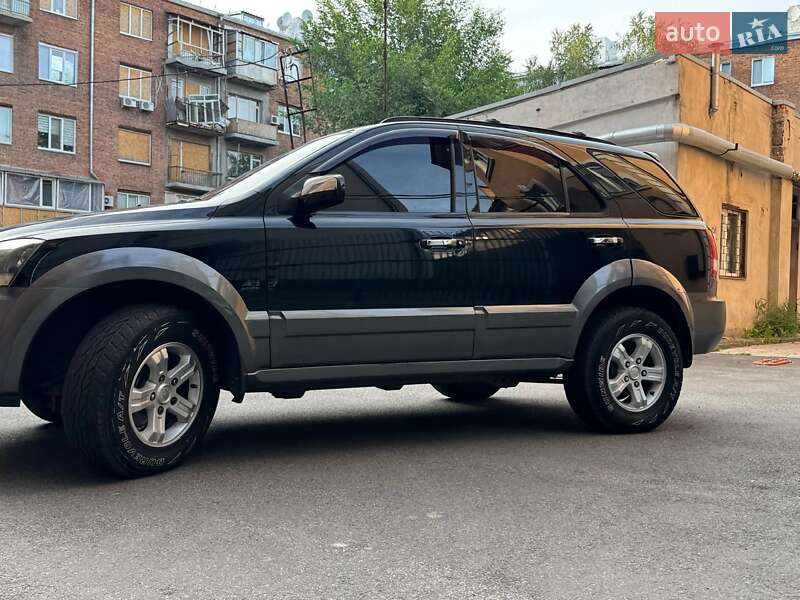 Позашляховик / Кросовер Kia Sorento 2005 в Харкові