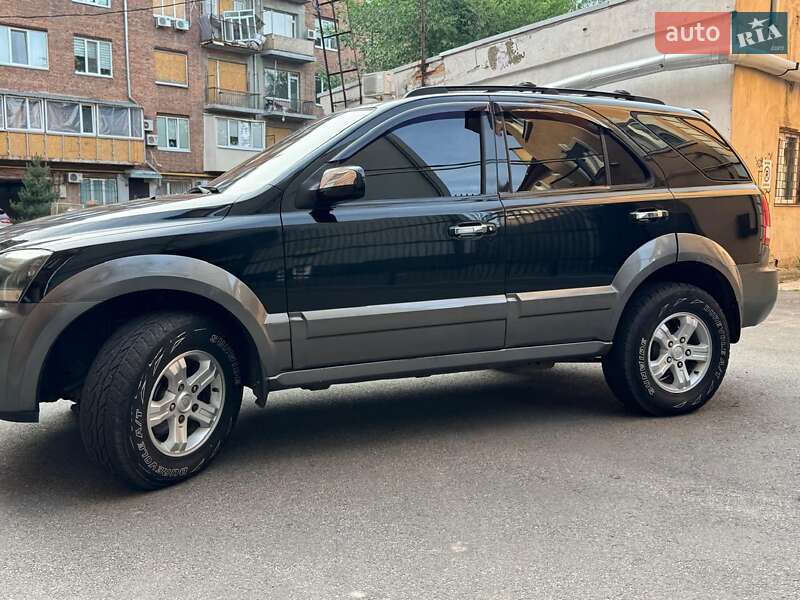 Позашляховик / Кросовер Kia Sorento 2005 в Харкові