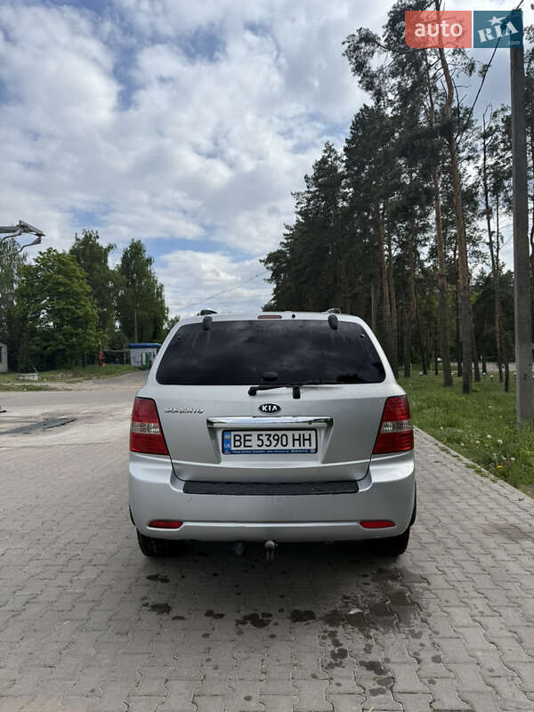 Внедорожник / Кроссовер Kia Sorento 2006 в Глухове