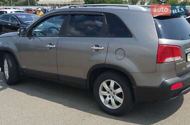 Позашляховик / Кросовер Kia Sorento 2010 в 