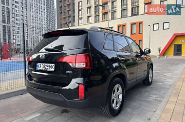 Позашляховик / Кросовер Kia Sorento 2013 в 