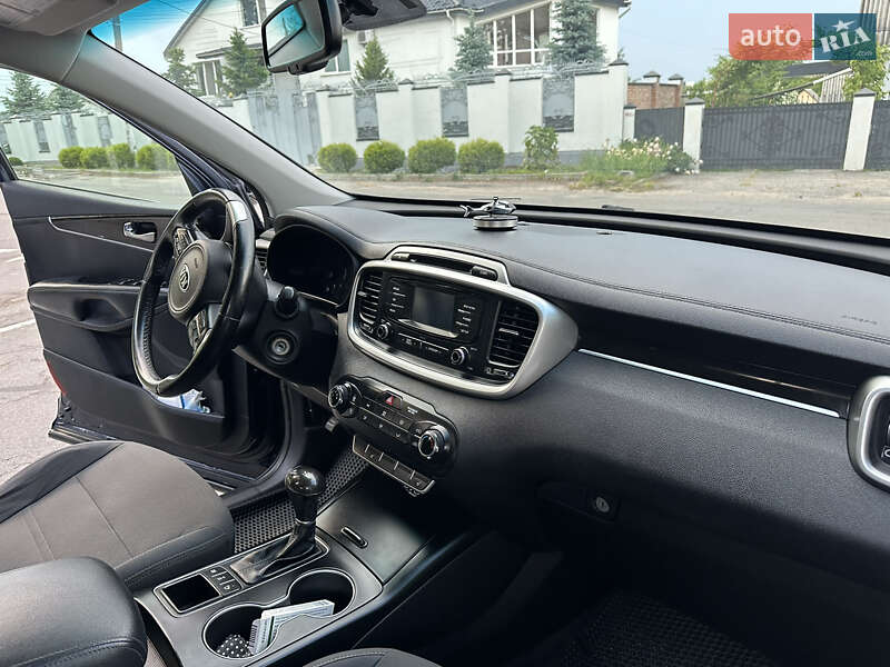 Внедорожник / Кроссовер Kia Sorento 2016 в Виннице