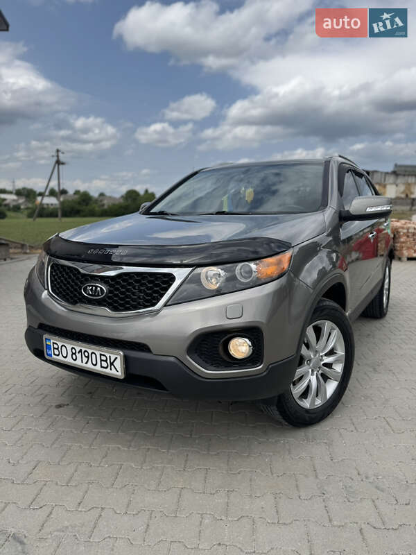 Позашляховик / Кросовер Kia Sorento 2012 в Скалаті