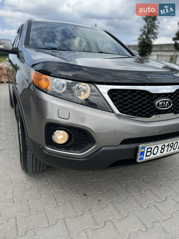 Позашляховик / Кросовер Kia Sorento 2012 в Скалаті