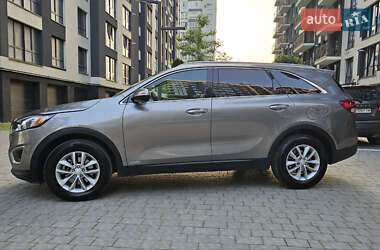 Внедорожник / Кроссовер Kia Sorento 2015 в 